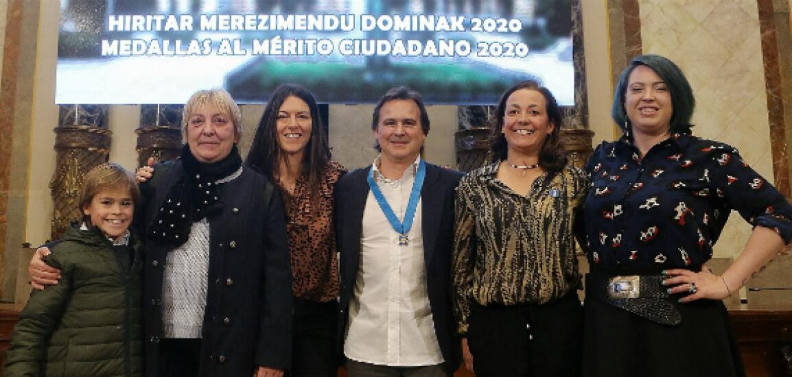 Medalla Merito Ciudadano 2